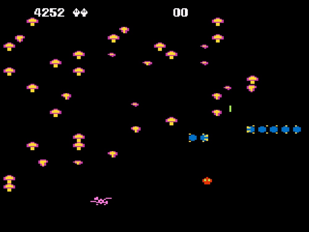 Gameplay of Centipede for Atari 5200